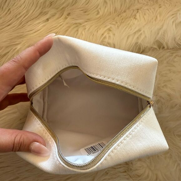 DIOR white makeup pouch - Picture 4 of 5